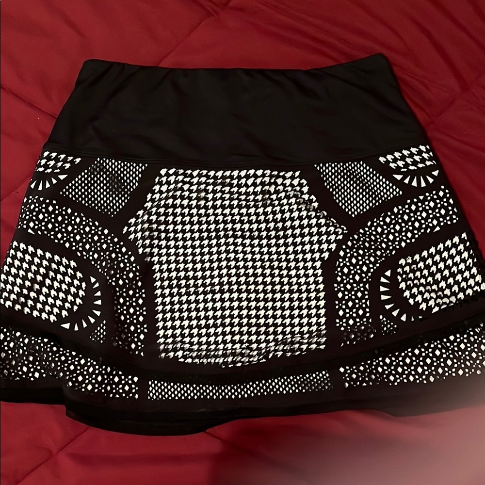 Stylish Black and White Women's Skort